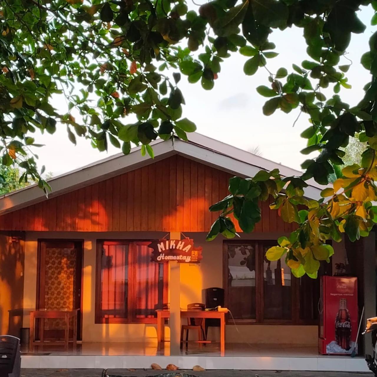 Mikha Bunaken